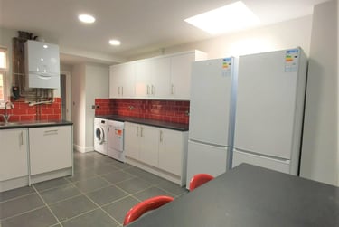 5 bed house, Lime Avenue, Selly Park, Birmingham, B297AJ - Image 3